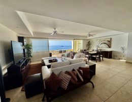Monarca Ixtapa | Exclusivo Departamento Frente al Mar