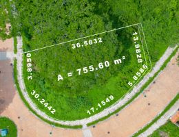 Ixtapa | Terreno en Venta en Zona Residencial